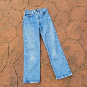 Levi's Light Blue Ribcage Straight Jeans Button Front Size 25